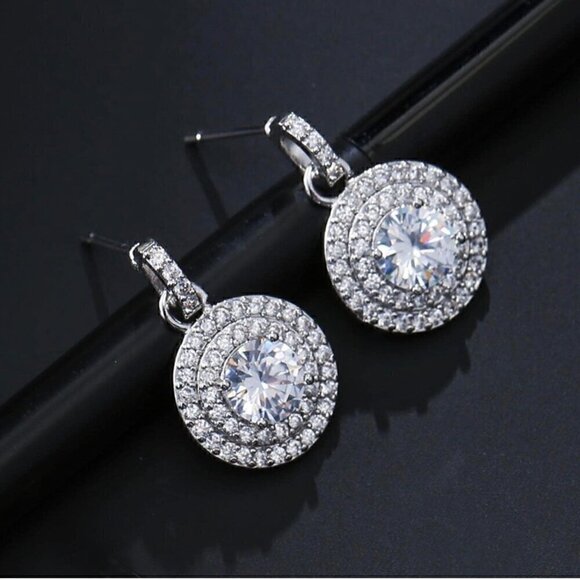 NWT Round Drop Stud Earrings 14K White Gold Plated Cubic Zirconia Double Halo - Picture 10 of 11